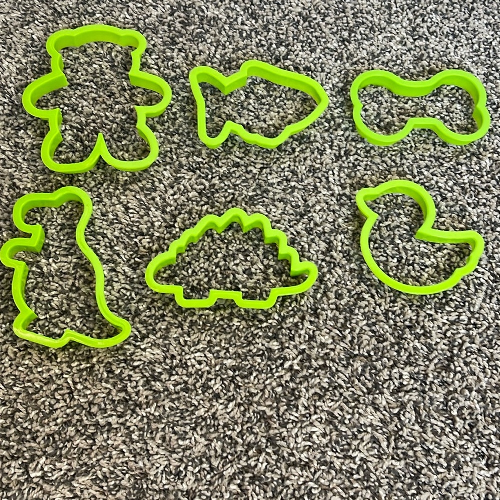 Animal cookie cutters or playdoh cutters dinosaurs bear fish duck and bone